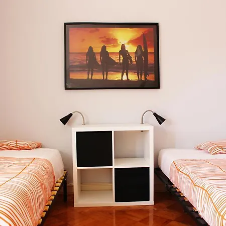 Гостевой дом Watermark Surf House Эшпинью