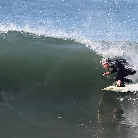 Watermark Surf House Эшпинью