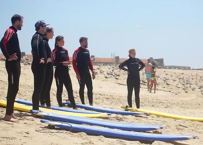 Πανσιόν Watermark Surf House Espinho