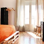 Watermark Surf House Espinho Espinho