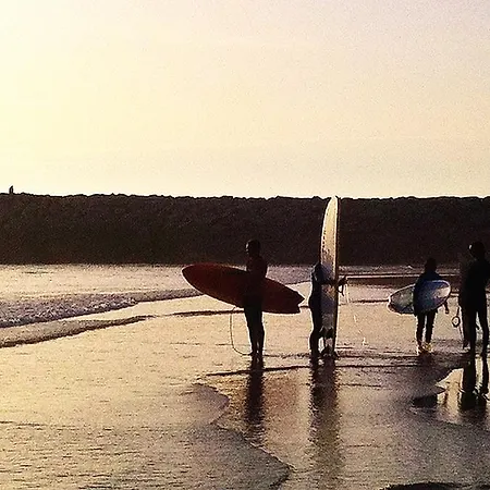 Gasthuis Watermark Surf House Espinho *