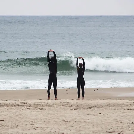 بيت ضيافة Watermark Surf House Espinho *