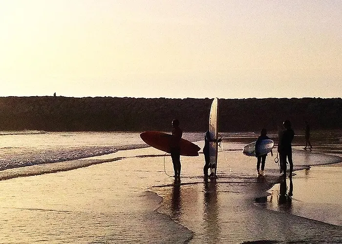 Pensión Watermark Surf House Espinho *